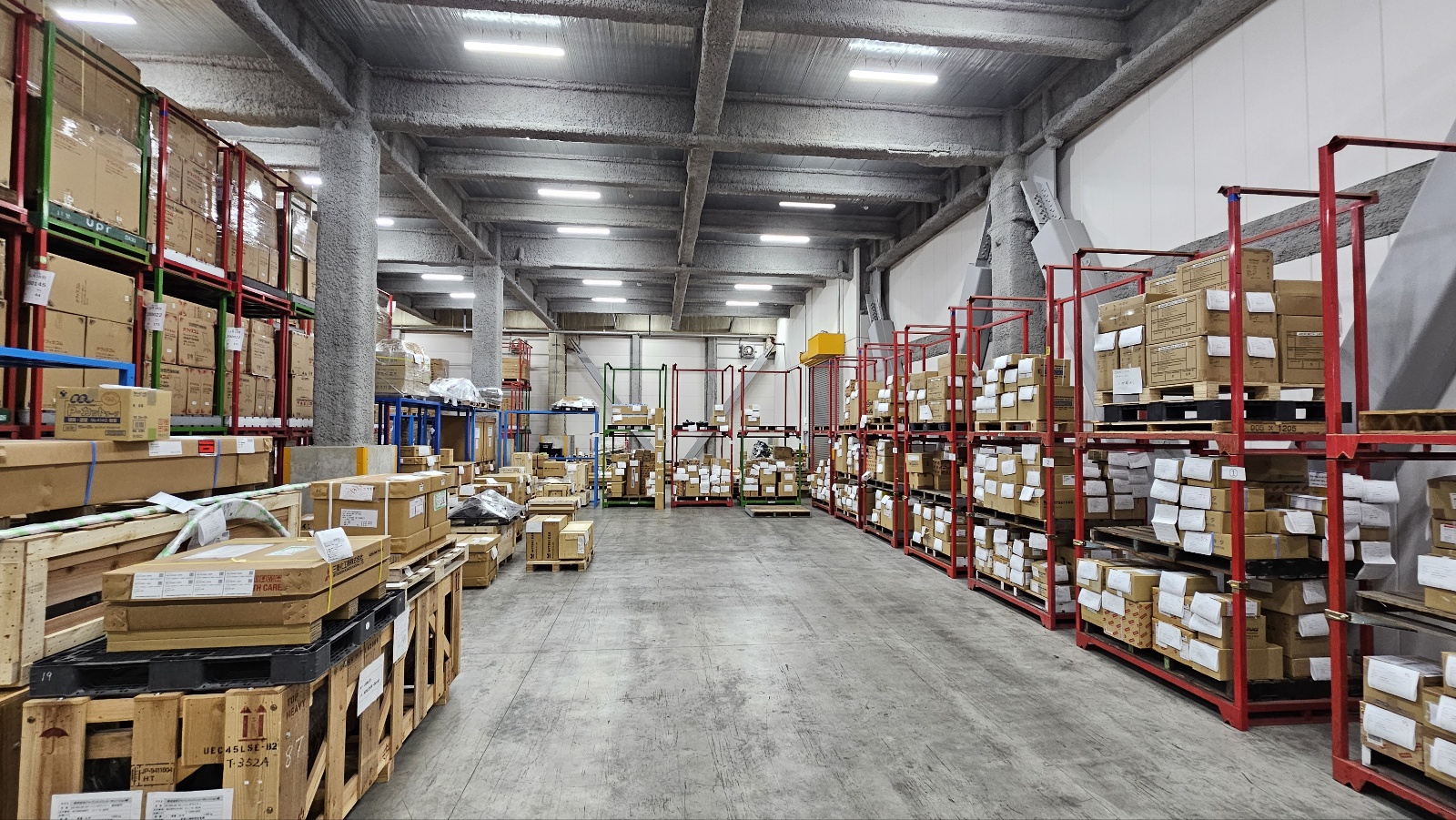 Osaka Warehouse Team